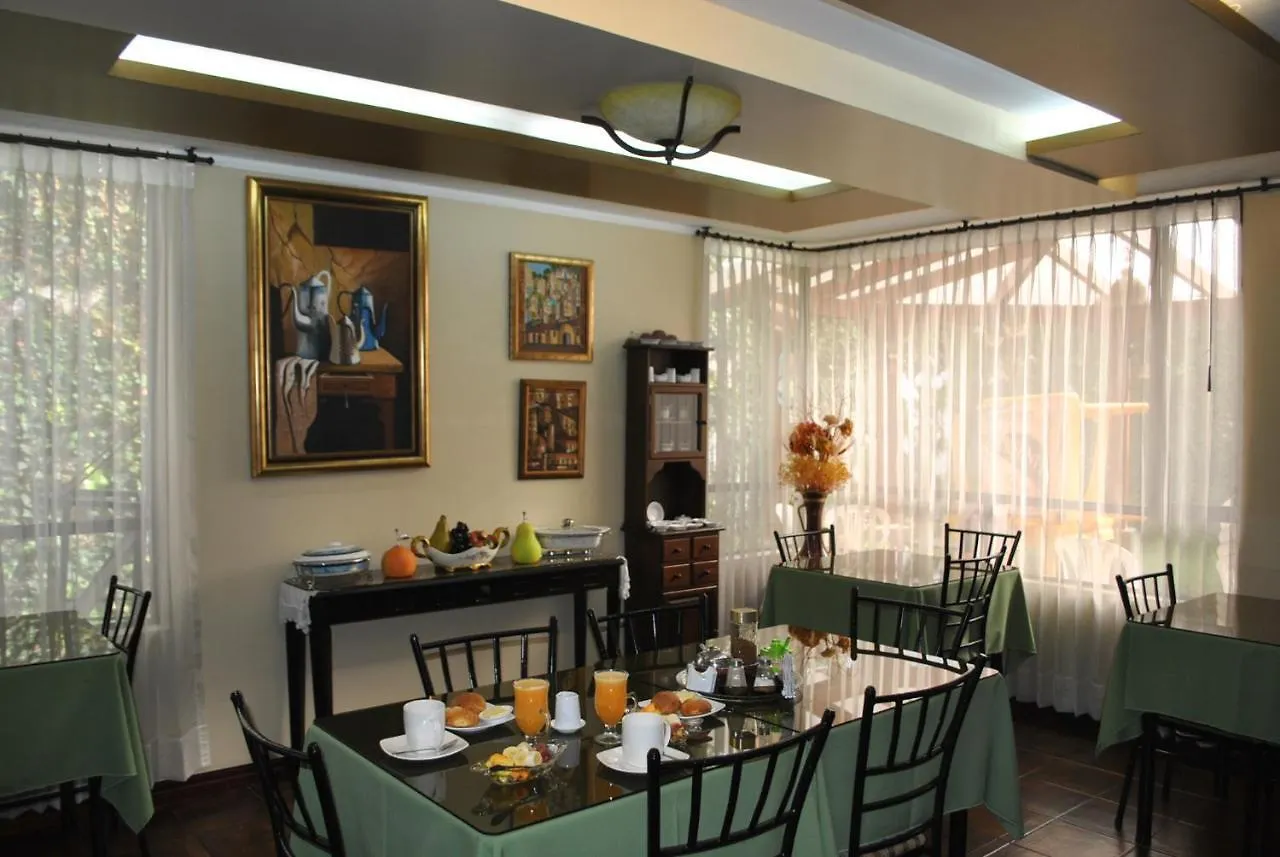 Mak Inn House Latacunga Hotel